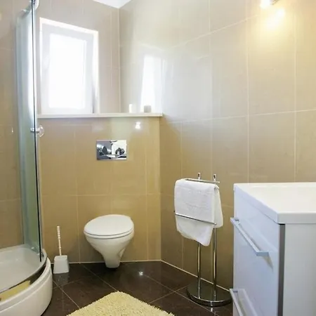 Holiday In Okrug Gornji 36110 Trogir